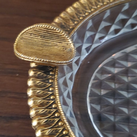 ANTIQUE CRYSTAL ASHTRAY - Picture 2 of 6
